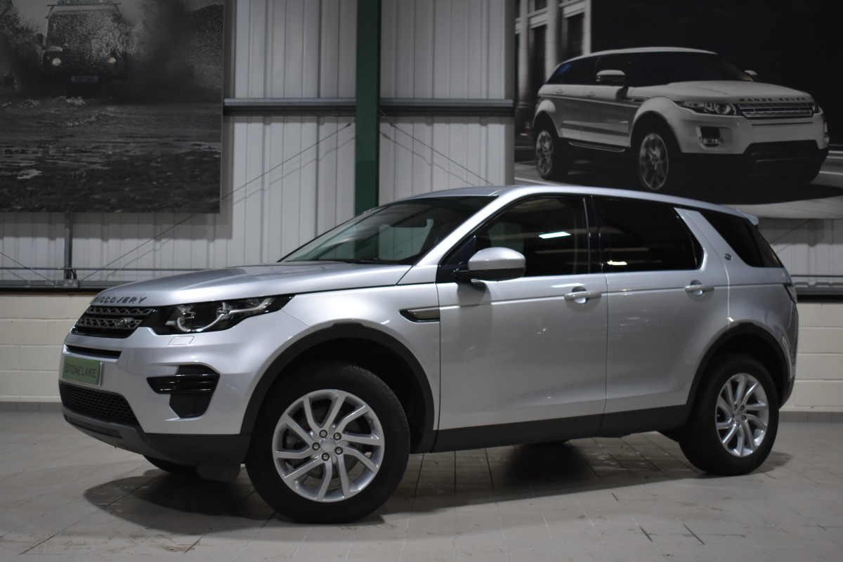 2017 (67) LAND ROVER DISCOVERY SPORT SE 2.0 TD4 180 AUTO